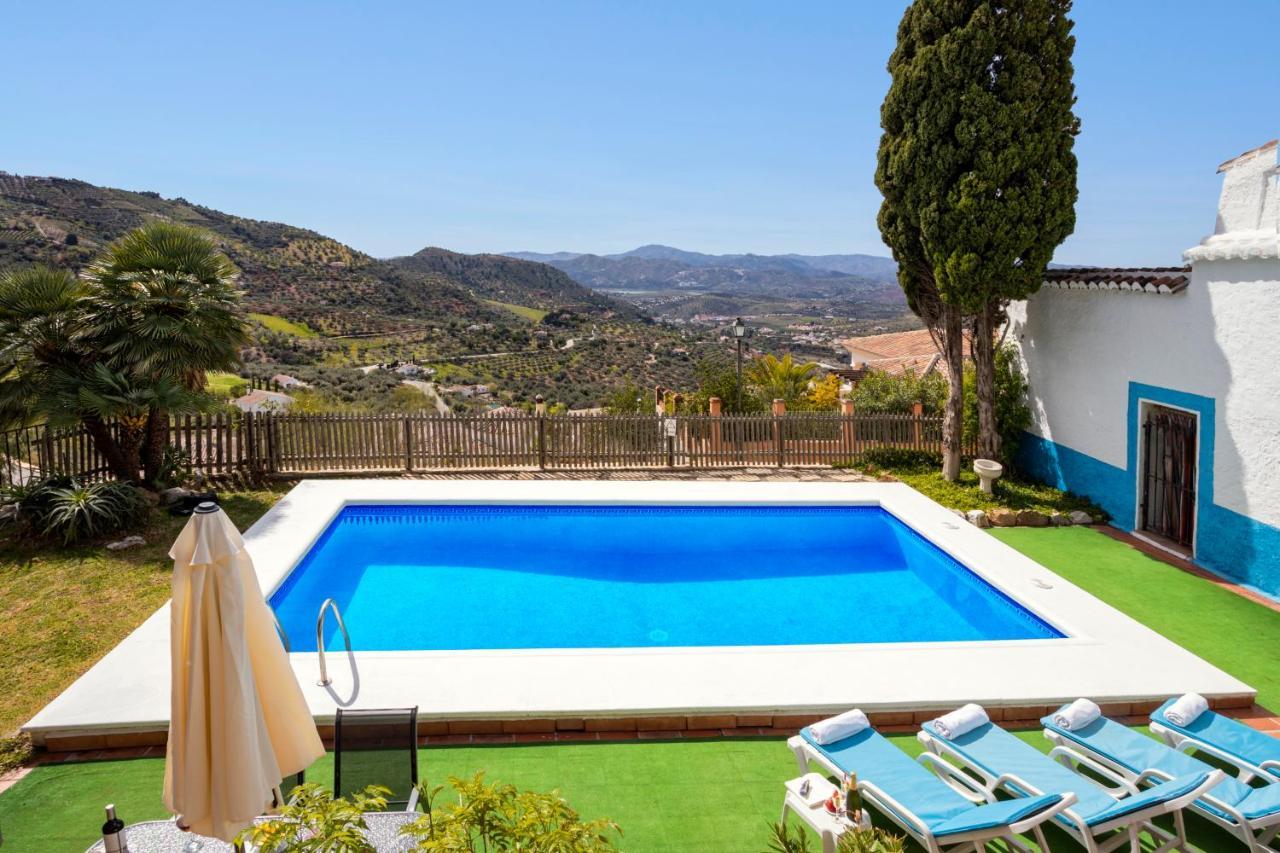 فيلا Casa El Lagarillo Con Piscina Privada Alcaucín المظهر الخارجي الصورة