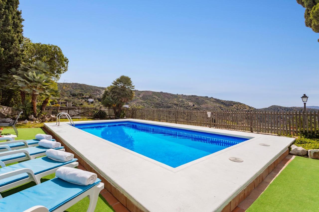 فيلا Casa El Lagarillo Con Piscina Privada Alcaucín المظهر الخارجي الصورة